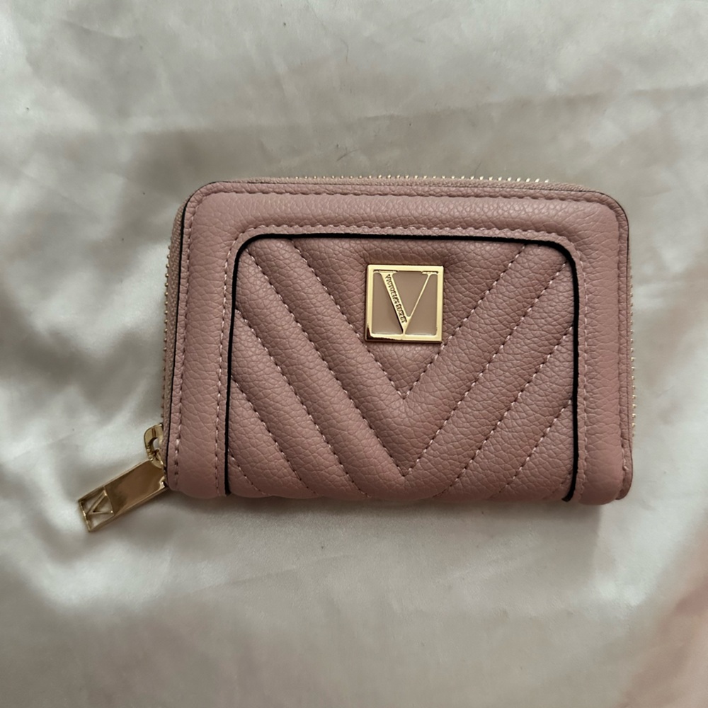 Victoria Secret- Small wallet